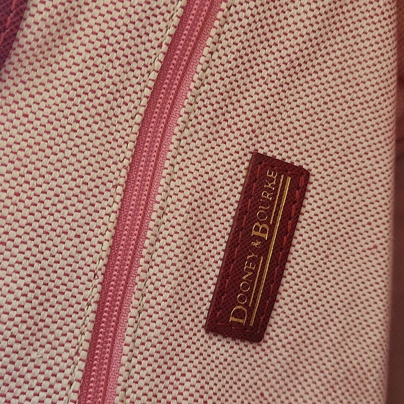 NWOT Rare Dooney & Bourke North/South Cindy Macy's Parade Collectible Tote ๐๐ฅ - Picture 14 of 17